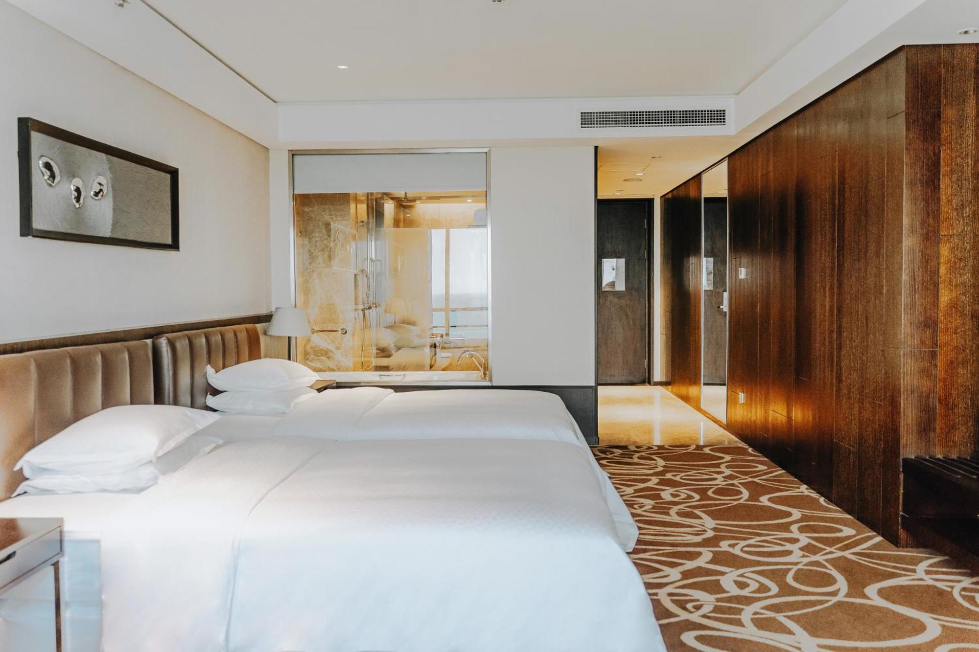 Four Points By Sheraton Qingdao, West Coast Eksteriør bilde