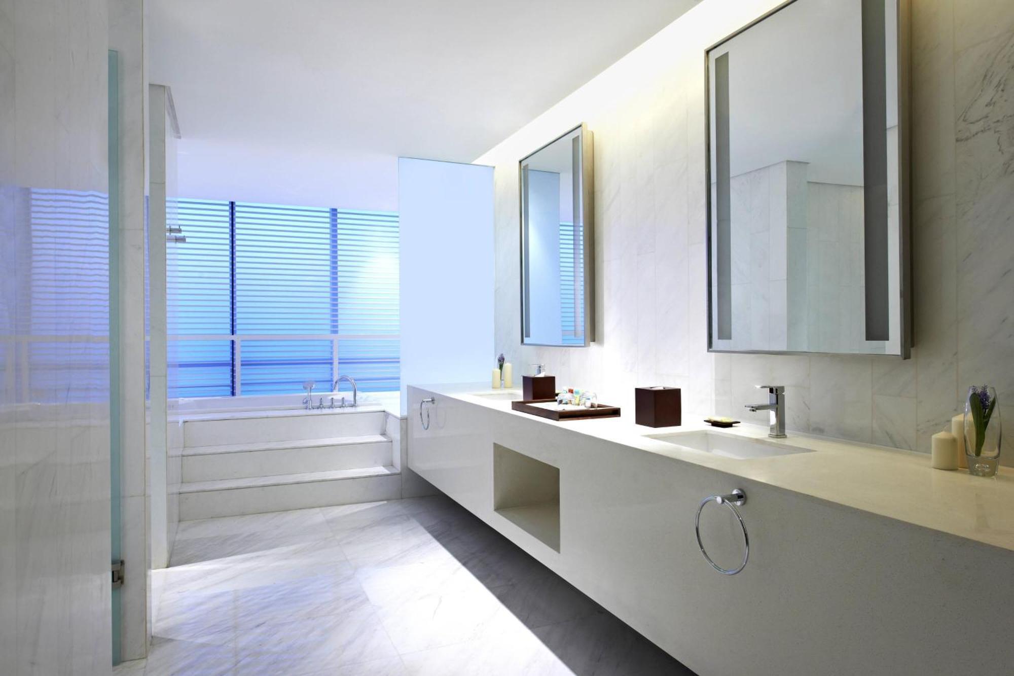 Four Points By Sheraton Qingdao, West Coast Eksteriør bilde